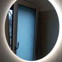 Specchio retroilluminato