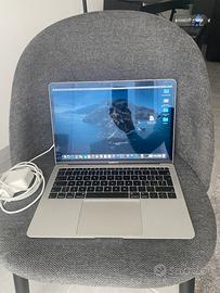 Macbook Air Retina 13”, I5, 8Gb RAM, 128Gb