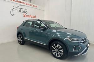 Volkswagen T-Roc 2.0 TDI 150 CV DSG Advanced BlueM