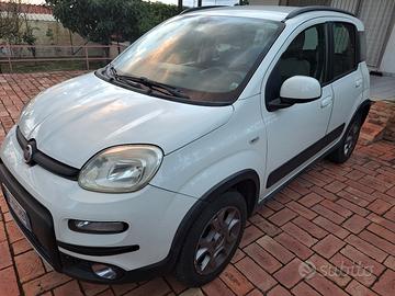 Fiat Panda 1.3 M-Jet  4x4  Diesel Kw. 55  Perfetta
