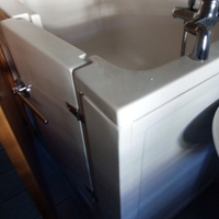 Vasca da bagno per disabili