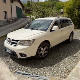 Fiat Freemont 170 CV lounge 7 poti Full optional