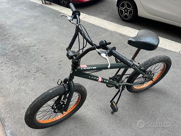 Bicicletta BMX