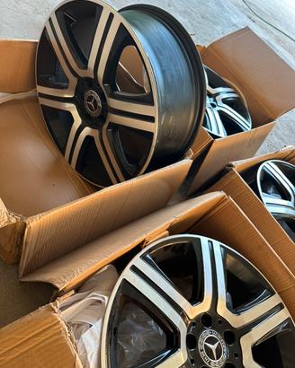 Cerchi in lega da 19” per mercedes glc