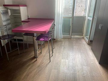 Pirri , bivano con soppalco