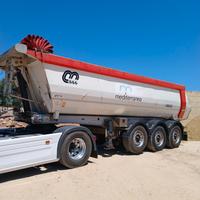 Semirimorchio ribaltabile