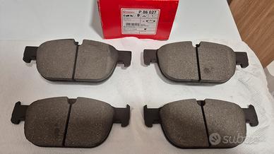 Volvo kit pastiglie Brembo anteriori + posteriori