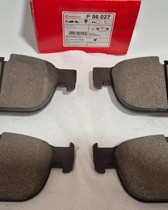 Volvo kit pastiglie Brembo anteriori + posteriori