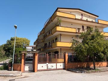 Ampio appartamento a Vairano Scalo