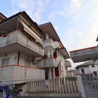 6 LOCALI A TORANO NUOVO