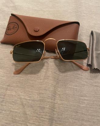 Ray Ban praticamente nuovi