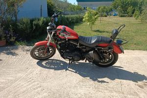 Harley Davidson 883 R