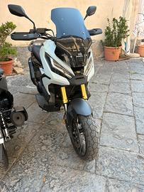 X-adv 750 2024