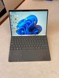Microsoft Surface Pro 9 13” - i5, 8GB, 256 GB