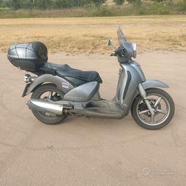 Aprilia Scarabeo 250 - 2005