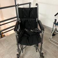 Sedia a rotelle carrozzina