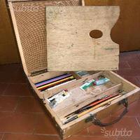 Valigetta in legno da disegno