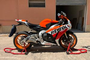 Honda CBR 1000 RR REPSOL