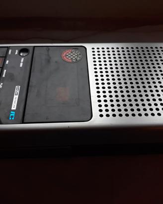 Registratore a cassette Hitachi