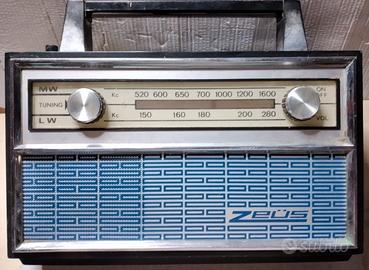 Radio vintage a transistor anni 60 '' zeus '' in o