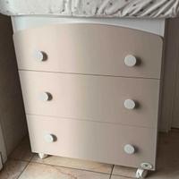 Lettino e fasciatoio