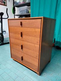 Cassettiera in legno