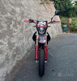 Moto motard HM 50R