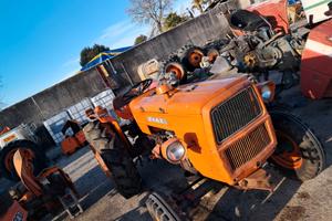 Trattori fiat 640 e 415 per uso ricambi
