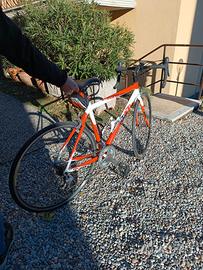 bici da corsa ktm strada 1000