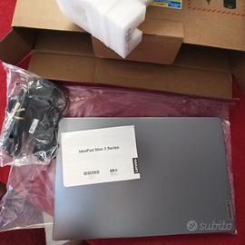 PC Lenovo i3-1315u Nuovo