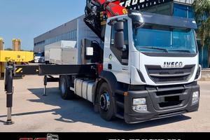 IVECO STRALIS 310 CON GRU PALFINGER