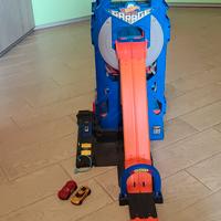 Hot wheels mega garage +2 macchine