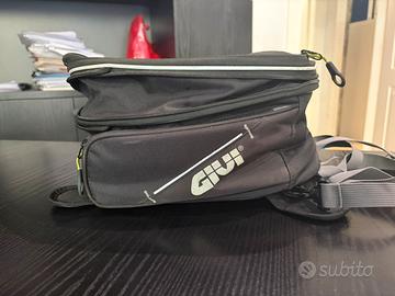 Borsa/Zaino da serbatoio moto Givi magnetica