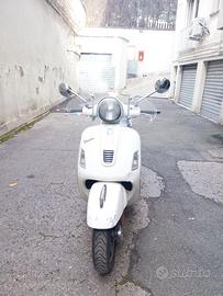 Vespa  Gts 300 ie 2011