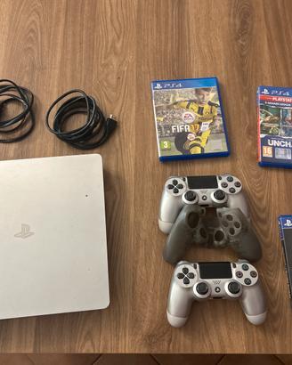 playstation 4 + 2 controller + 3 giochi