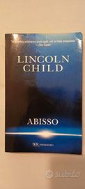 ABISSO  di LINCOLN CHILD