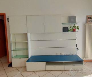 Parete attrezzata - Mobile