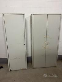 Mobiletti in metallo