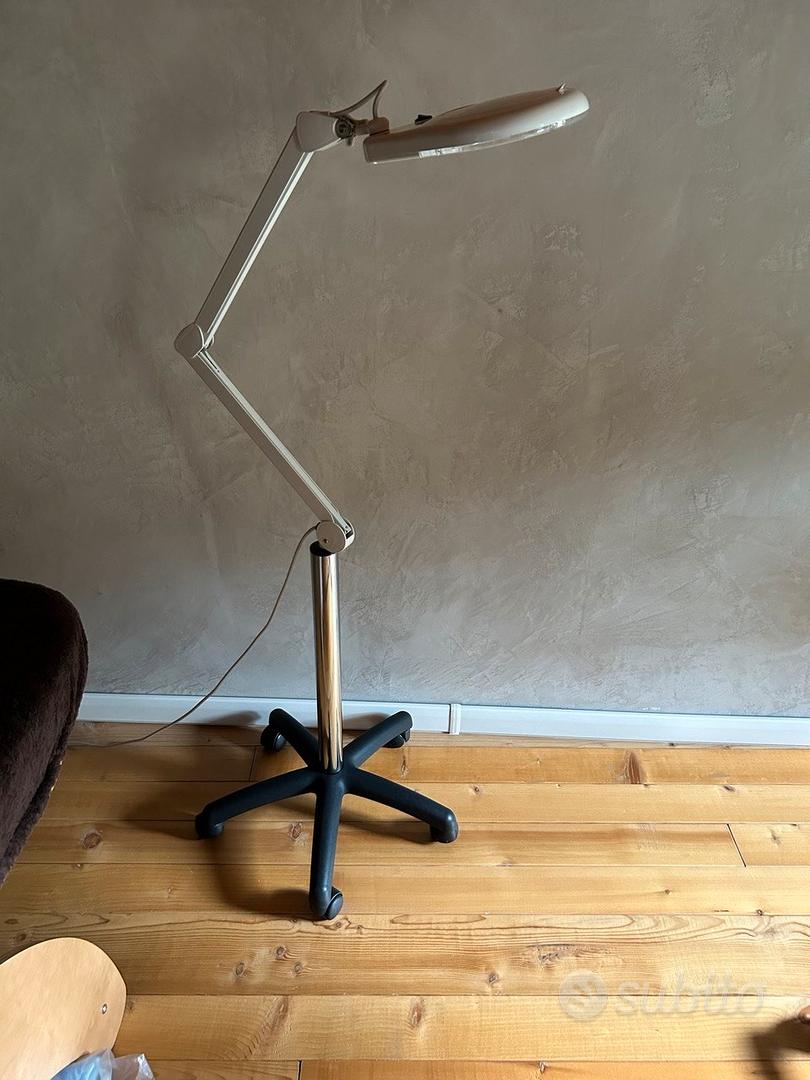 lampada da estetista - Arredamento e Casalinghi In vendita a Bergamo