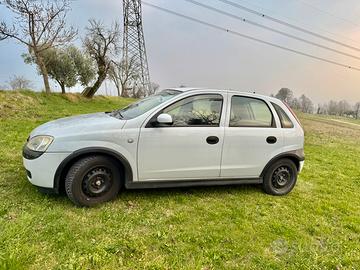 Opel corsa C 1,2 16v