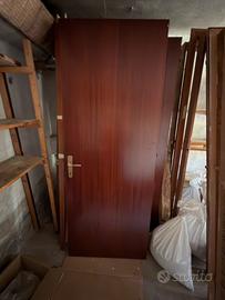 Numero 8 porte per casa