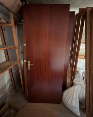 Numero 8 porte per casa