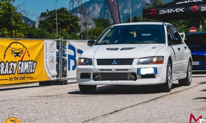 MITSUBISHI Lancer EVO - 2003