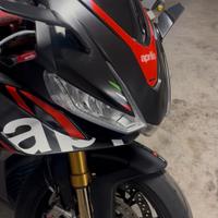 Aprilia RSV4 Factory