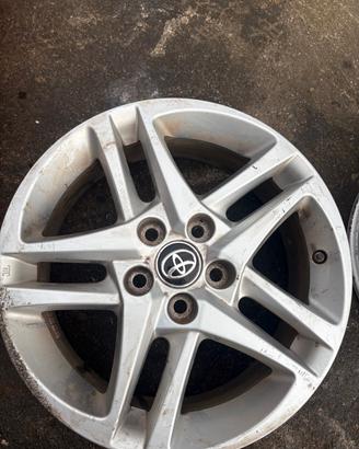 CERCHIO IN LEGA SINGOLO TOYOTA CH R R17 ANNO:2018