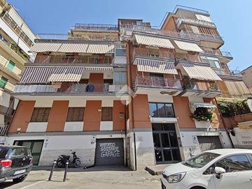 4 LOCALI A CASTELLAMMARE DI STABIA