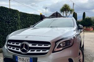 Mercedes benz GLA