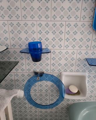 Set da bagno completo mid- venturi in vetro blu