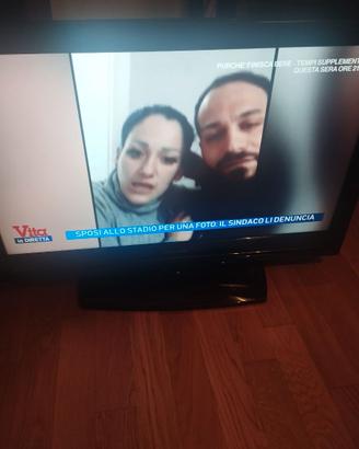 Tv lenus 32 pollici