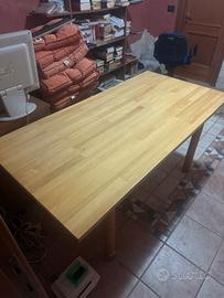 tavolo in legno 